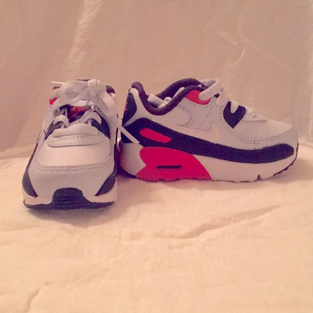 5c air max grey white dark grey red